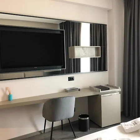 Stephen Seaside Hotel 4*