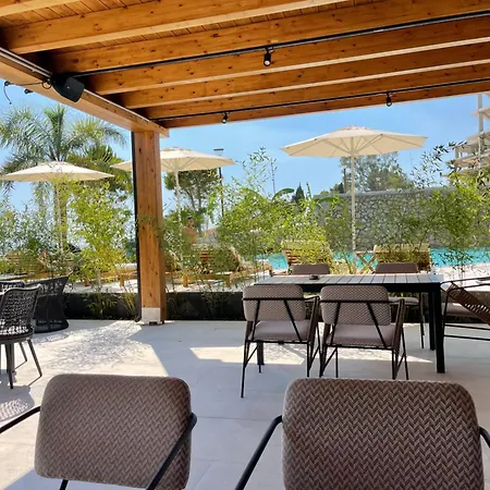 Stephen Seaside Hotel 4*