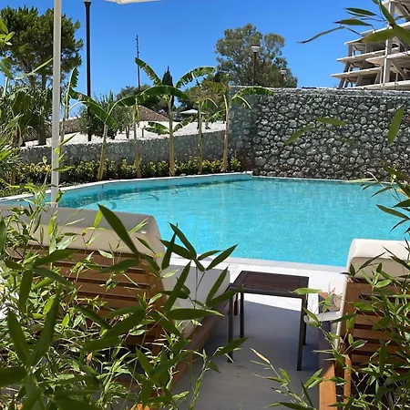 Stephen Seaside Hotel 4*