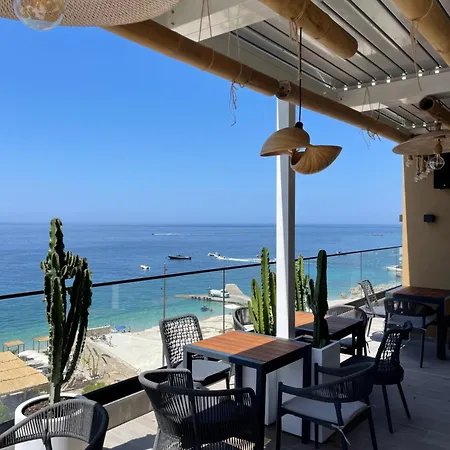 Stephen Seaside Hotel 4*