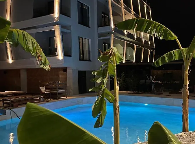 Stephen Seaside Dhermi